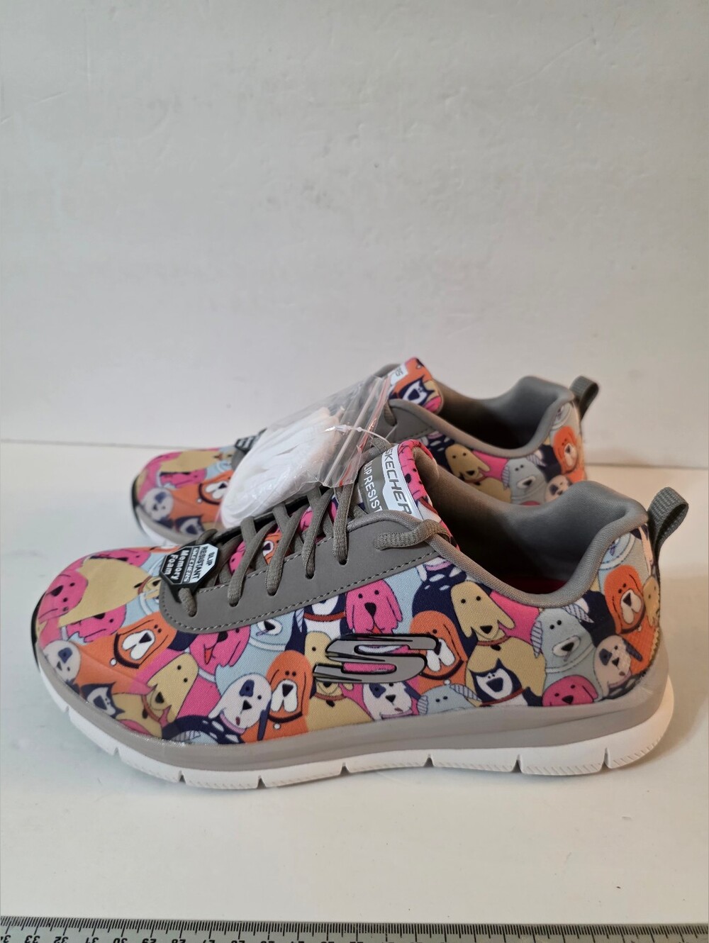 Sketchers Womans Work Comfort Flex Waggey Sneakers Size 10 NWT - Picture 8 of 11